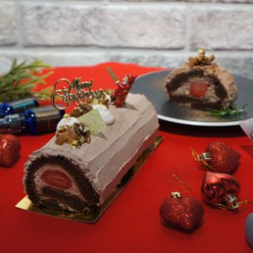 Christmas CBD cake 2024